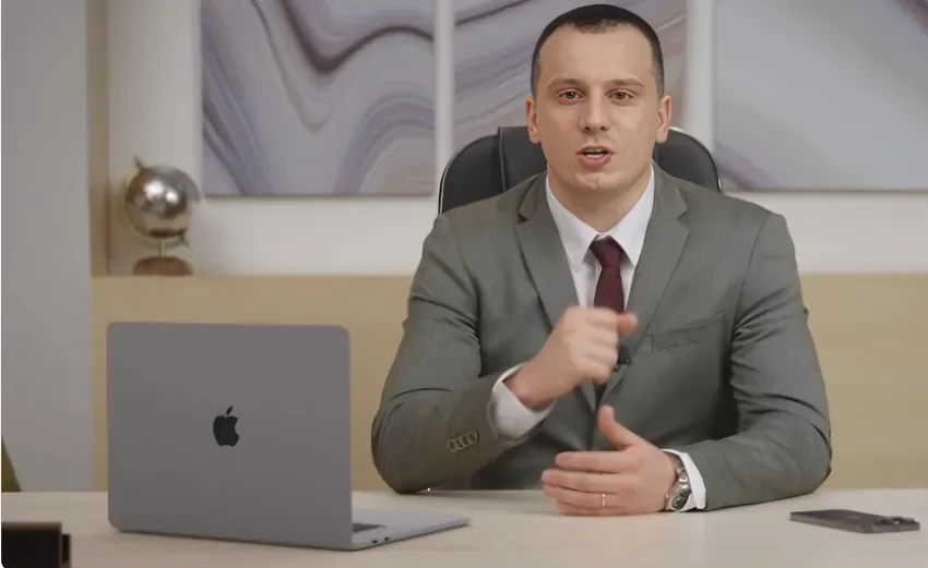 CEO Raymond Norbury delivering a video message about AVL Token Pre-Sale