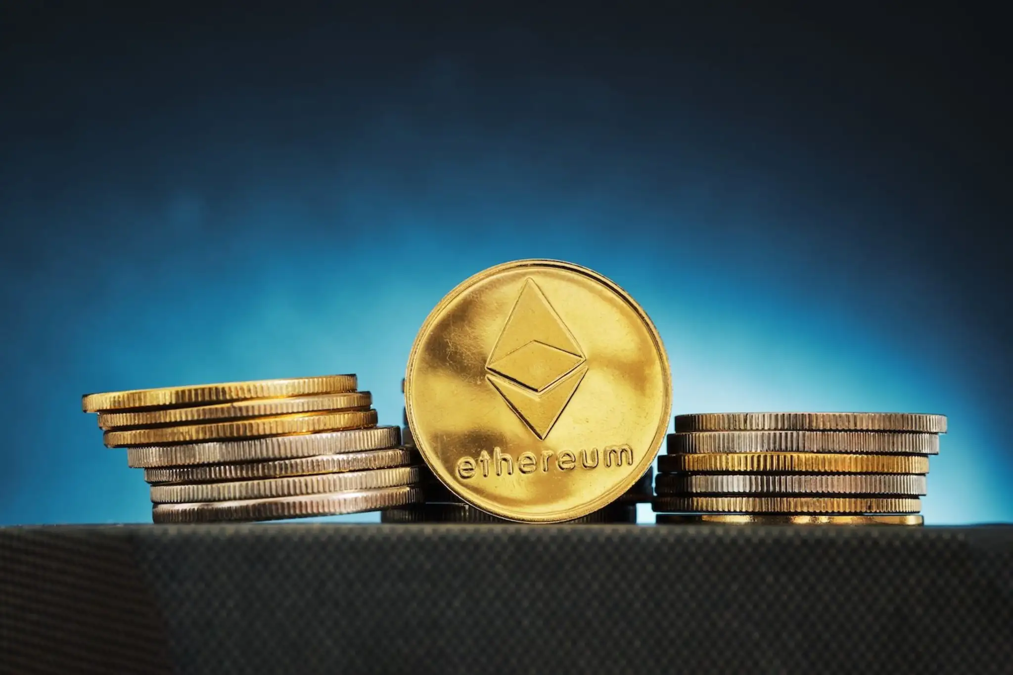 Ethereum price resistance illustration showing ETH coin stacked as bulls push price above $2,950