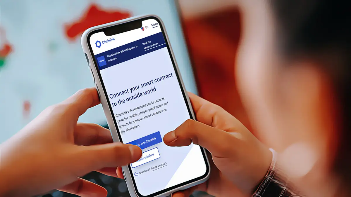 User viewing Chainlink information on smartphone related to Grayscale Chainlink ETF launch