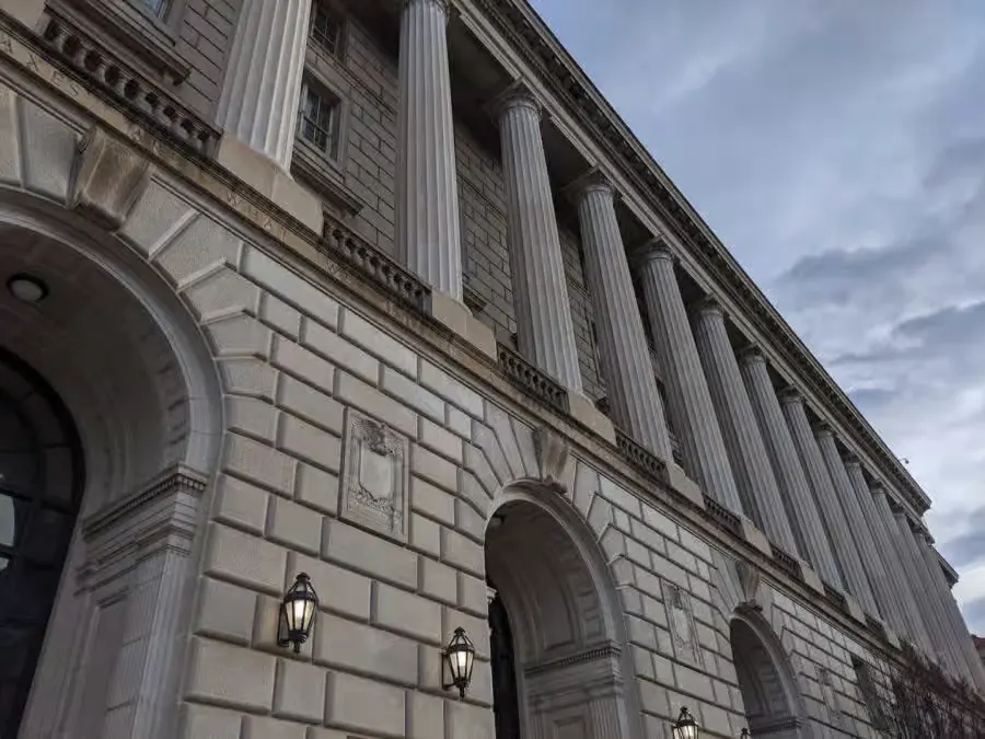 IRS crypto scam warning about fake letters targeting crypto holders